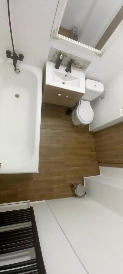 33 Coquette Apartment Baia Mare Buitenkant foto